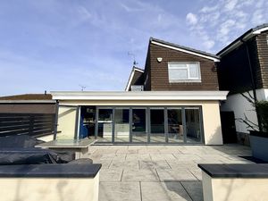 Photo 22- click for photo gallery